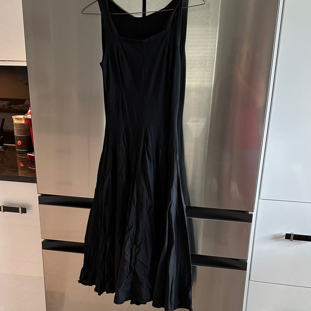 Women's Black Sleeveless Maxi Dress
